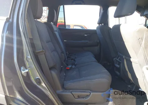 2021 Honda Passport 2Wd Sport z USA, uszkodzony, nr VIN 5FNYF7H22MB014439